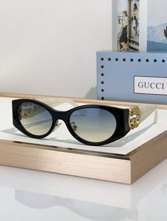 Picture of Gucci Sunglasses _SKUfw79280087fw